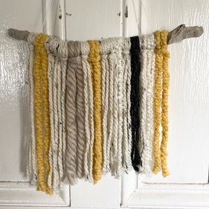 Handmade Macrame :: Driftwood Yellow Natural
